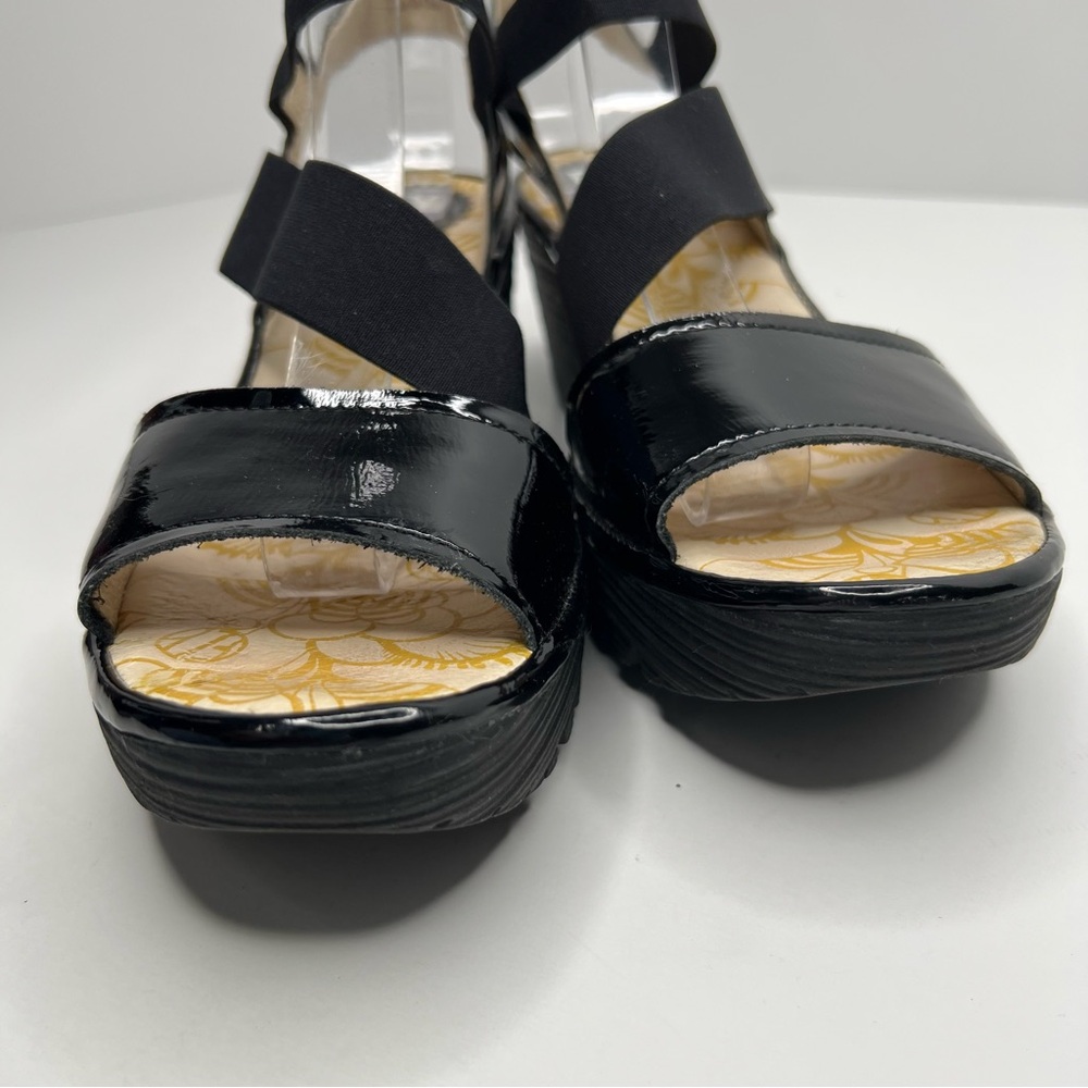 Fly London Black Patent Leather Sandals With Elastic Size EU 40 - Picture 12 of 16